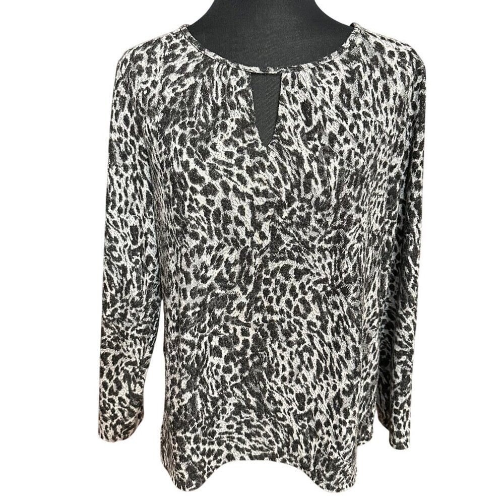 Chico's Shirt Size 2 L Long Sleeve Animal Print Textured Fabric Keyhole Neckline